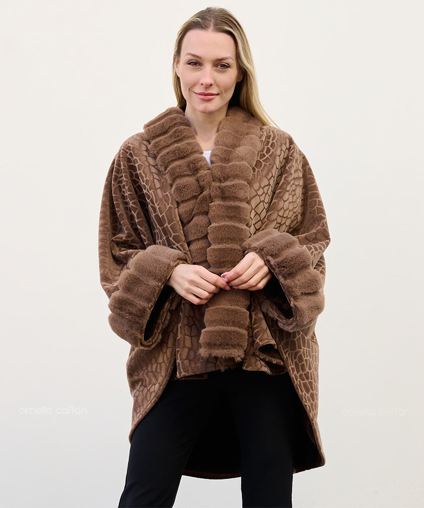 Ornella Cozy Cape