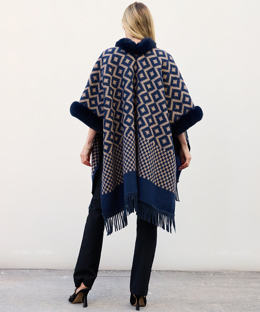 Ornella Cozy Cape