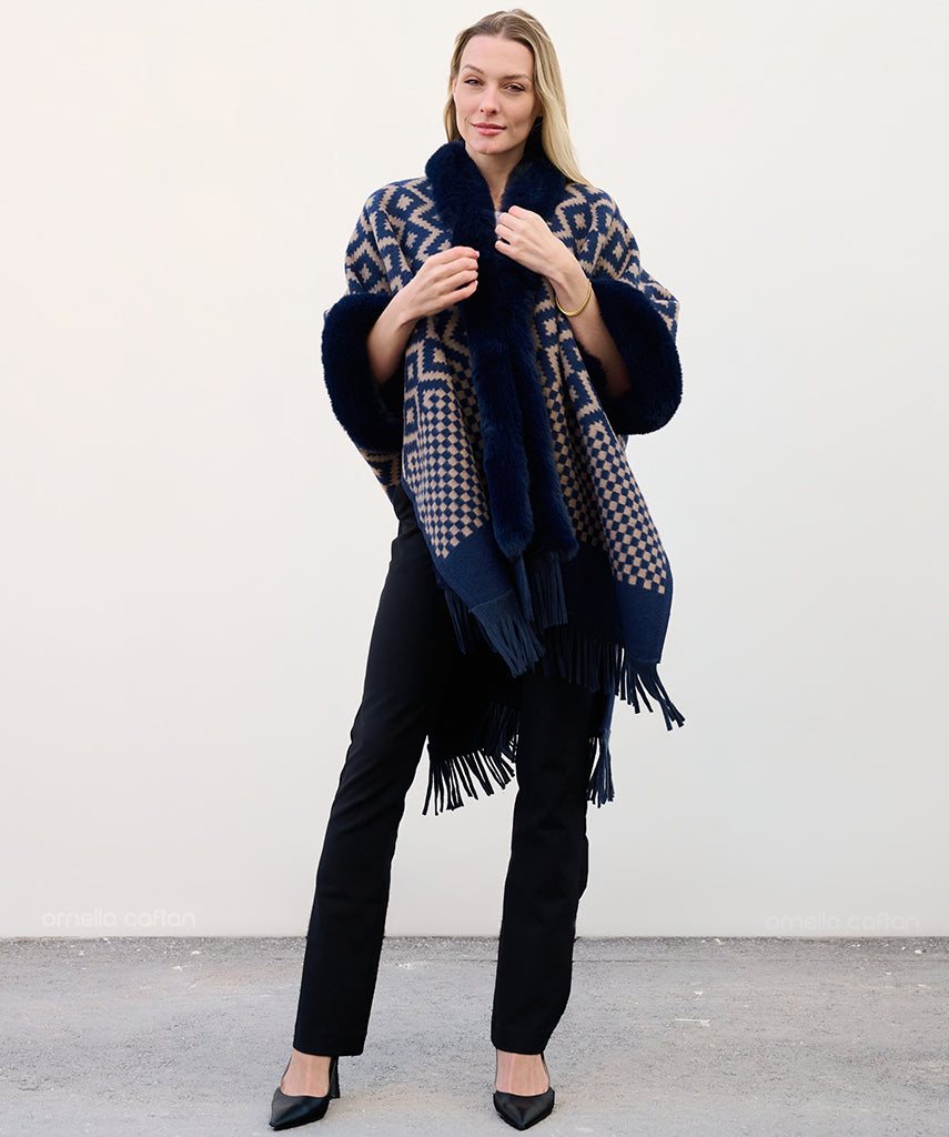 Ornella Cozy Cape